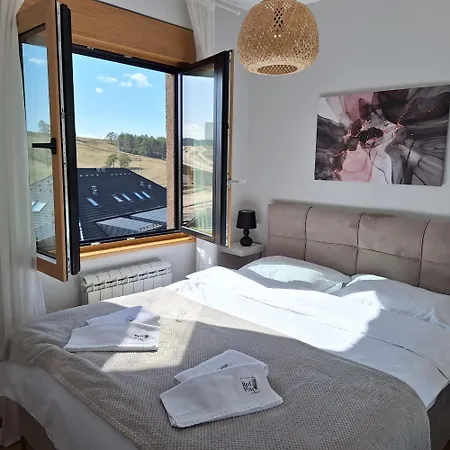 Red Pine Apartment