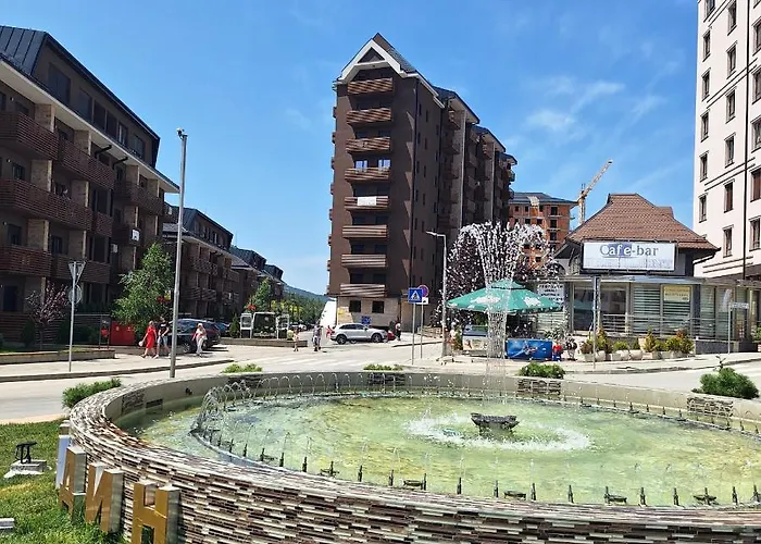 Red Pine Appartement *